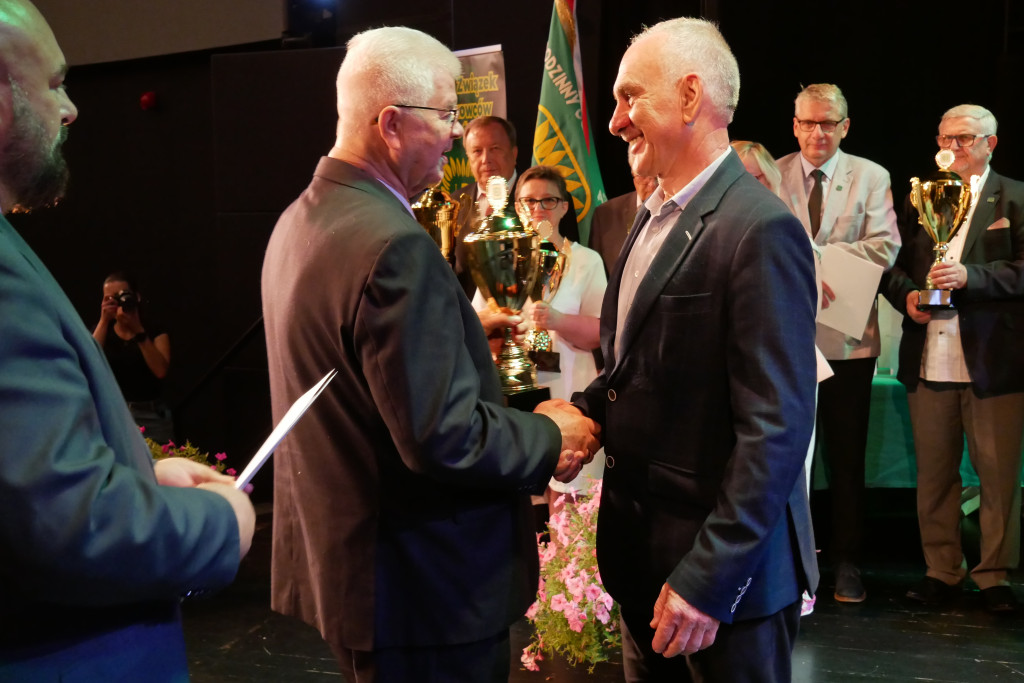 Radzionków. Nagrody dla naszych działkowców [FOTO]