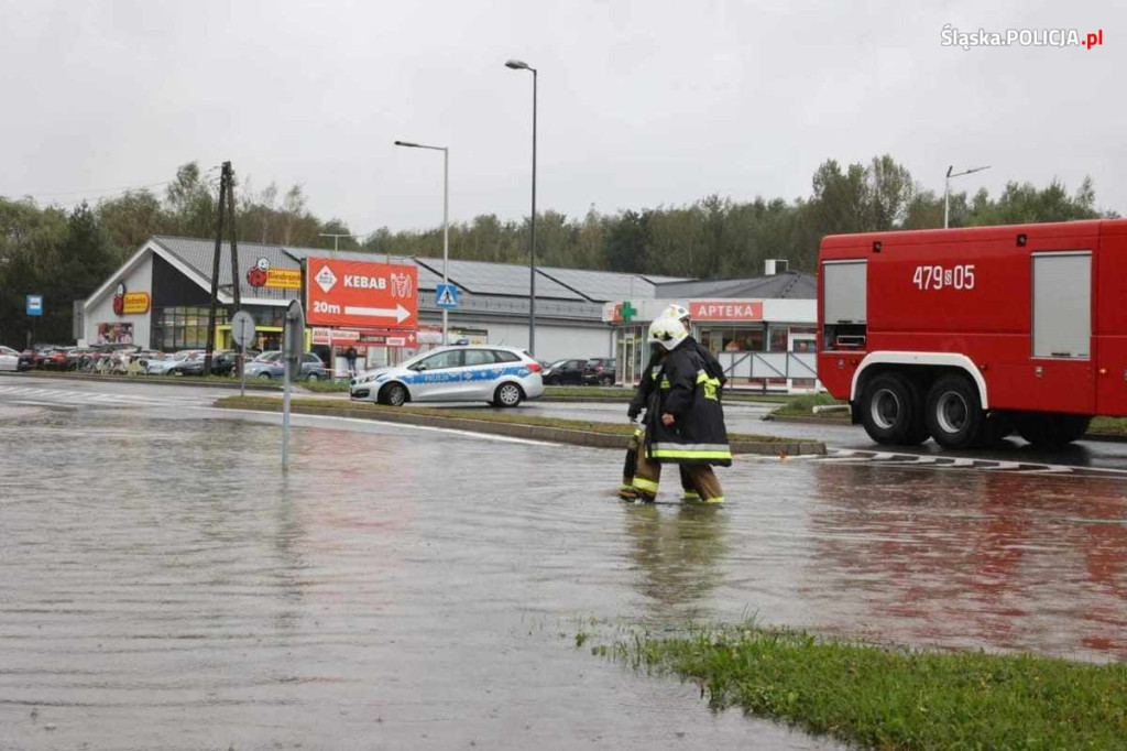 Województwo śląskie. Zalane ulice, także u nas [FOTO]