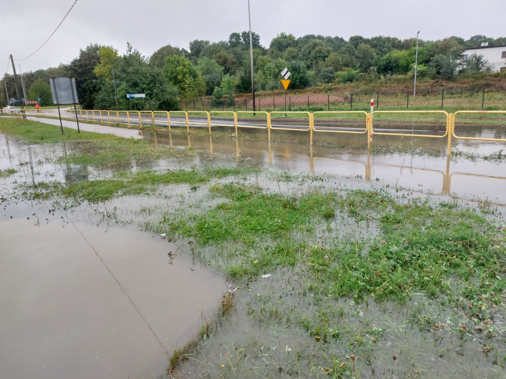 Tarnowskie Góry. Walka z żywiołem trwa [ZDJĘCIA]