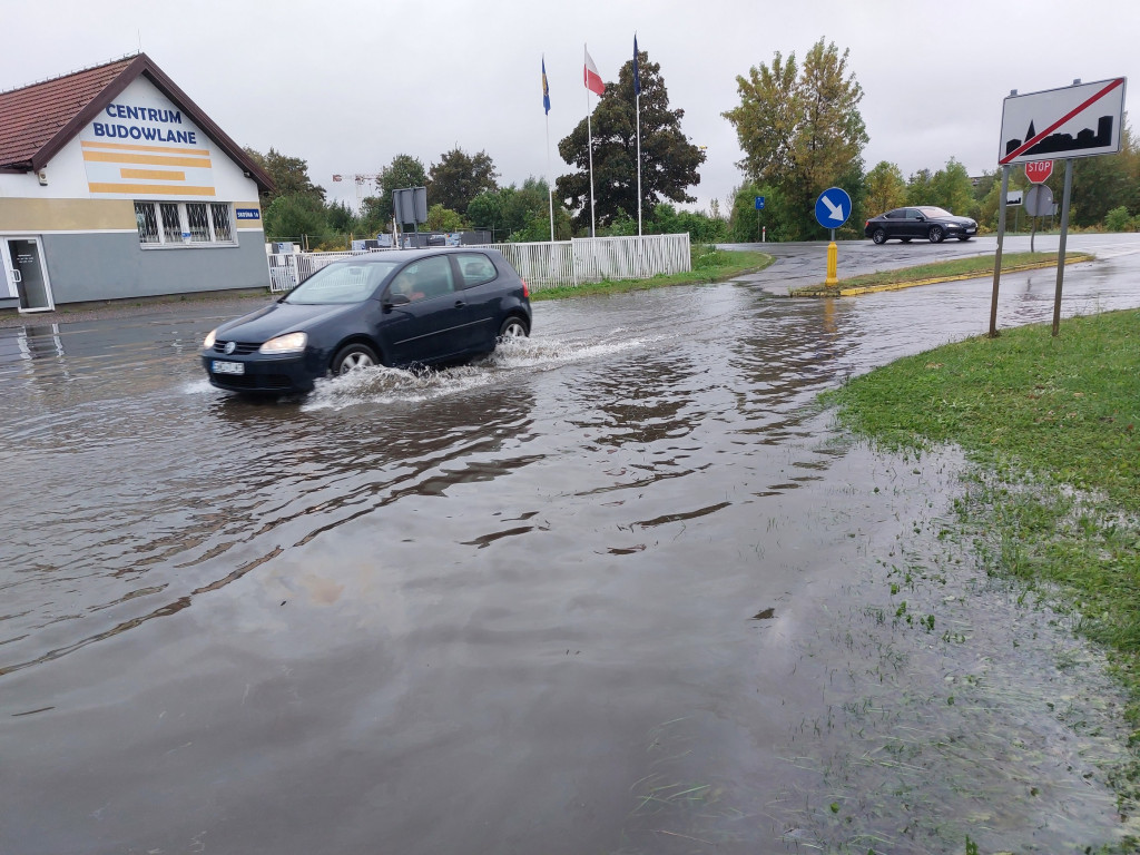 Tarnowskie Góry. Walka z żywiołem trwa [ZDJĘCIA]