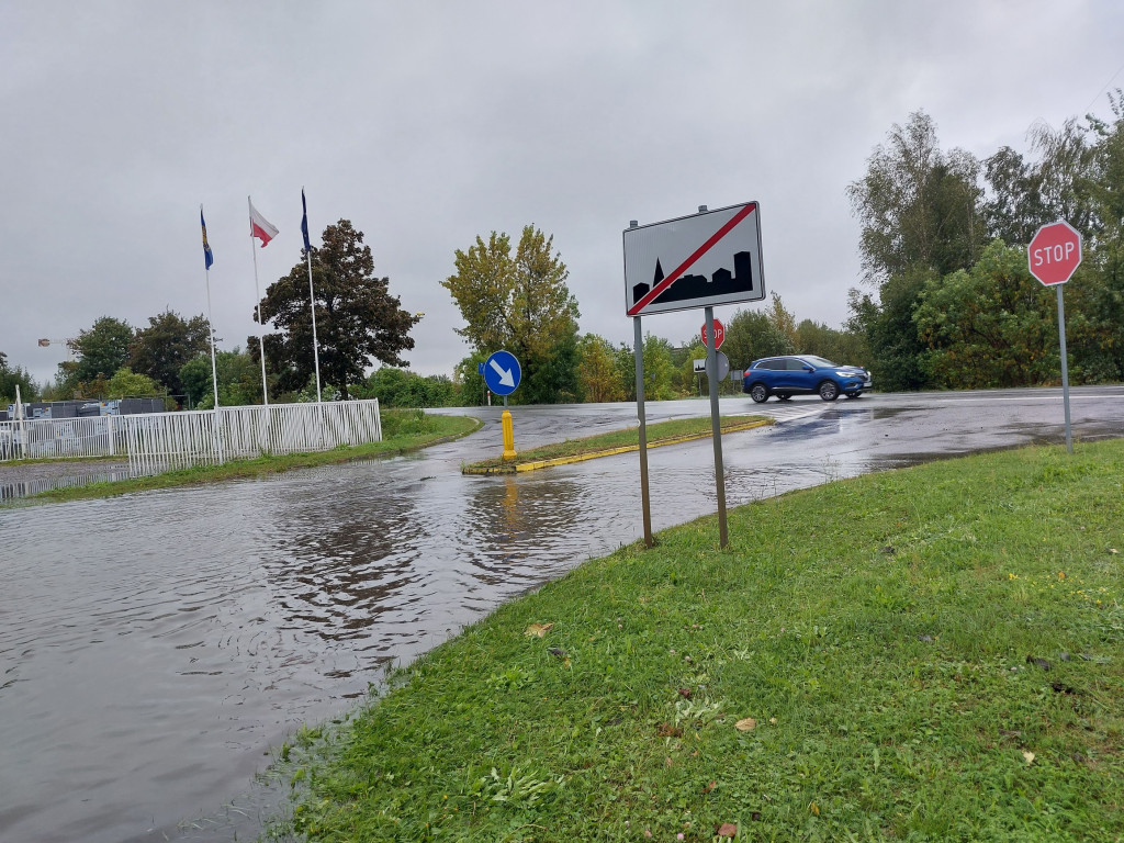 Tarnowskie Góry. Walka z żywiołem trwa [ZDJĘCIA]