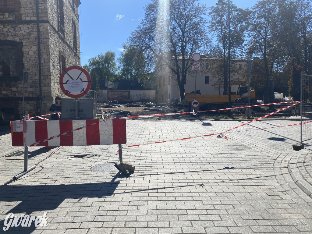 Tarnowskie Góry. Zapadlisko na ul. T. Królika, wezwano służby