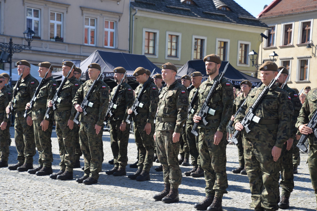 Tarnowskie Góry. Przysięga wojskowa na rynku [FOTO]