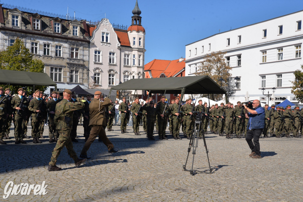 Tarnowskie Góry. Przysięga wojskowa na rynku [FOTO]