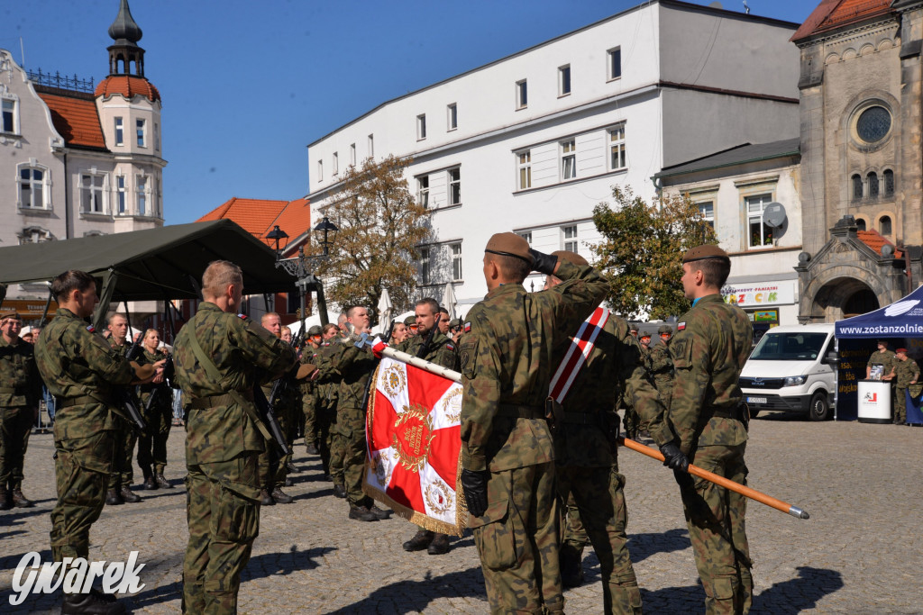 Tarnowskie Góry. Przysięga wojskowa na rynku [FOTO]