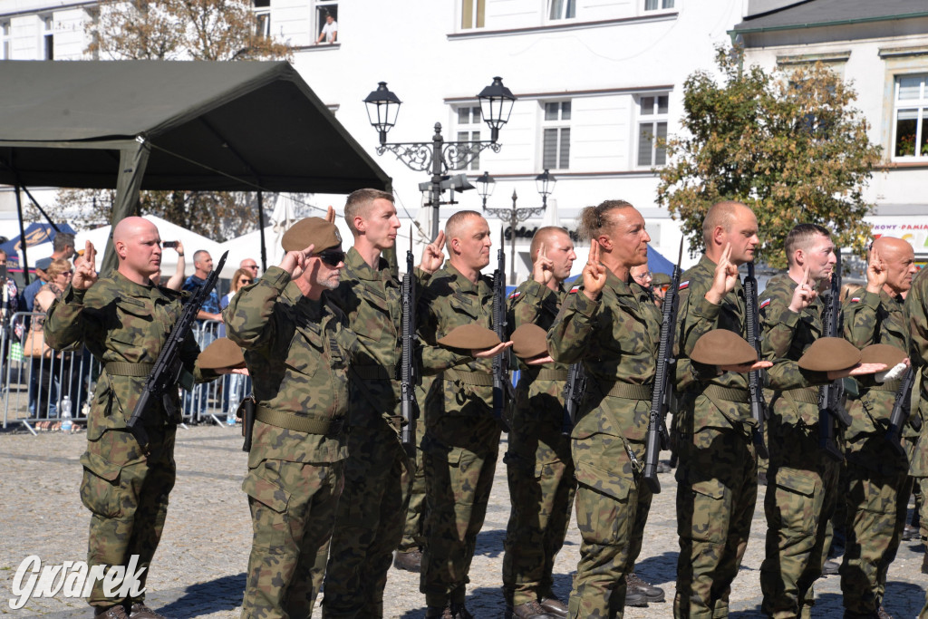 Tarnowskie Góry. Przysięga wojskowa na rynku [FOTO]