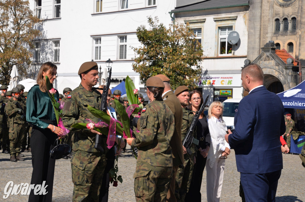 Tarnowskie Góry. Przysięga wojskowa na rynku [FOTO]