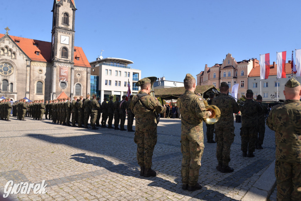 Tarnowskie Góry. Przysięga wojskowa na rynku [FOTO]