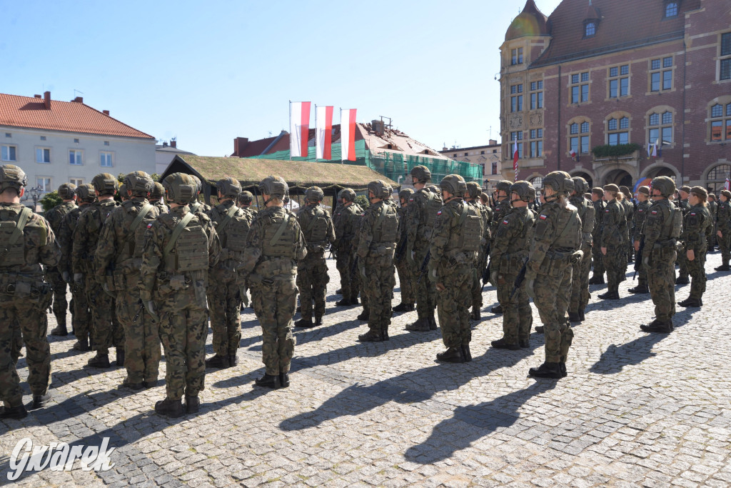 Tarnowskie Góry. Przysięga wojskowa na rynku [FOTO]