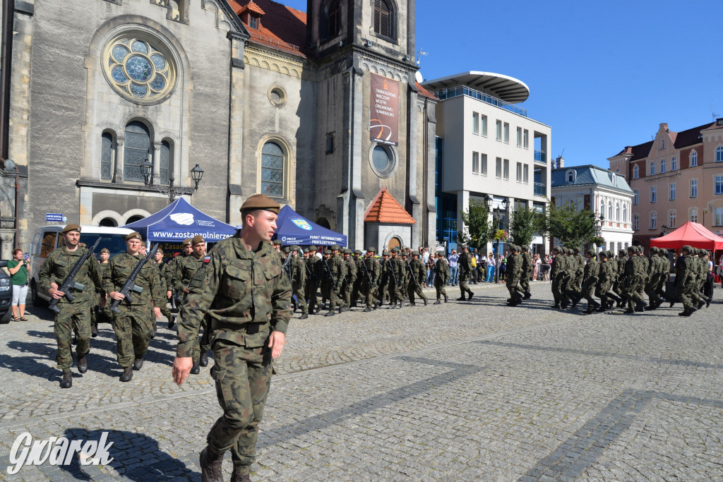 Tarnowskie Góry. Przysięga wojskowa na rynku [FOTO]