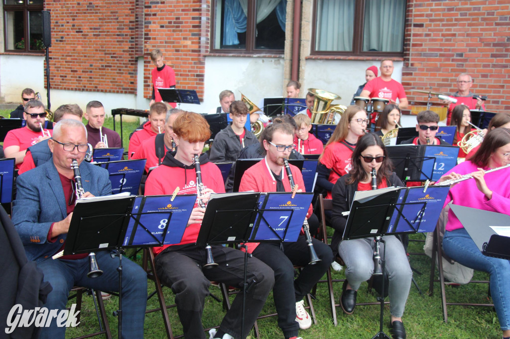 Orkiestra kamiliańska szukała krewnych. Trzecia akcja