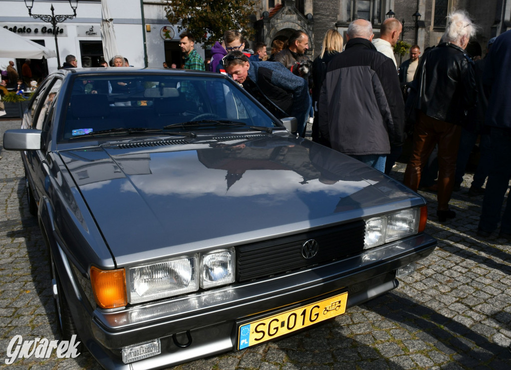 Tarnowskie Góry. Zlot zabytkowych pojazdów [FOTO]