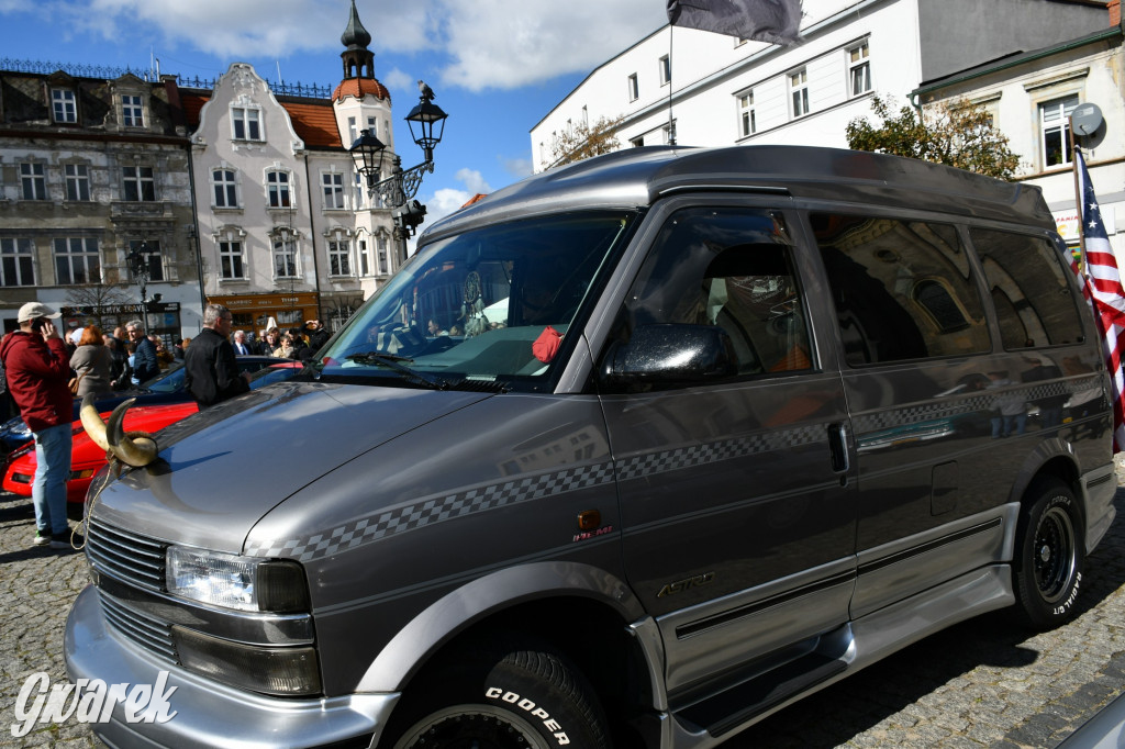 Tarnowskie Góry. Zlot zabytkowych pojazdów [FOTO]