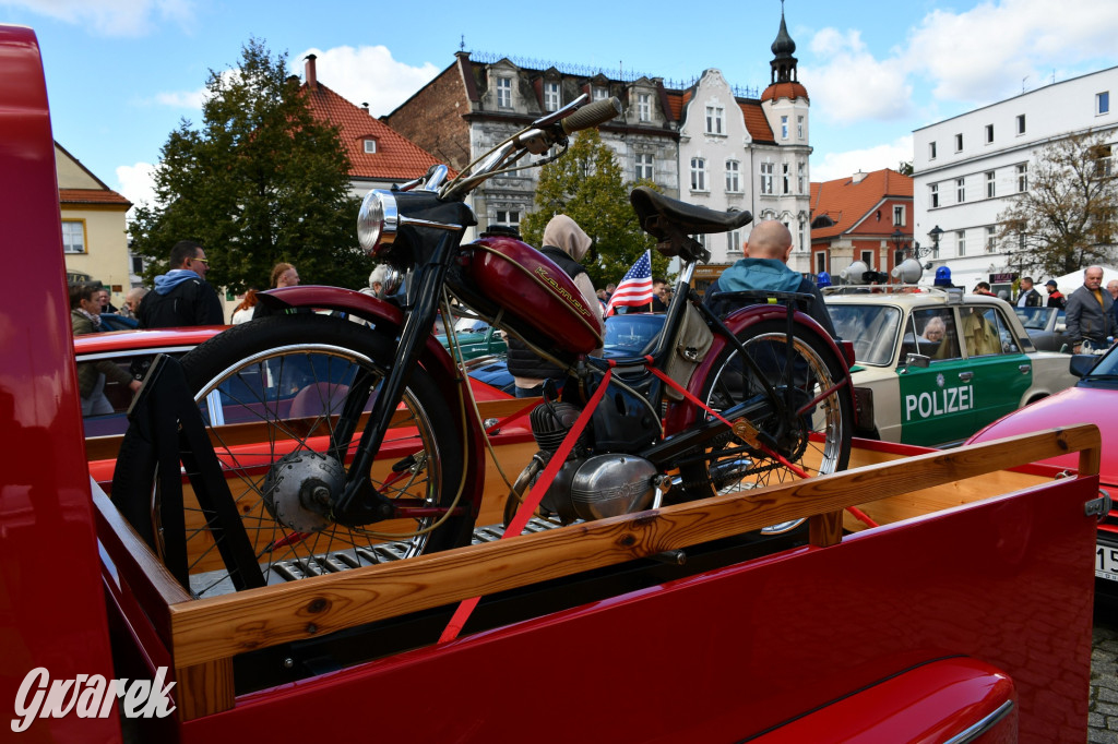 Tarnowskie Góry. Zlot zabytkowych pojazdów [FOTO]