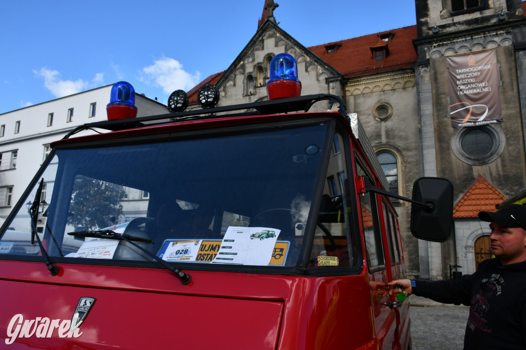 Tarnowskie Góry. Zlot zabytkowych pojazdów [FOTO]