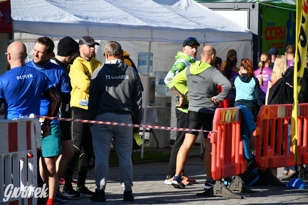 Radzionków. Sztafetowy maraton i zbiórka dla powodzian