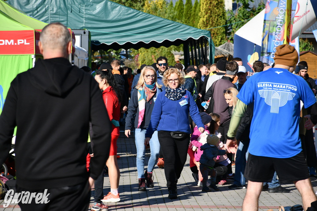 Radzionków. Sztafetowy maraton i zbiórka dla powodzian