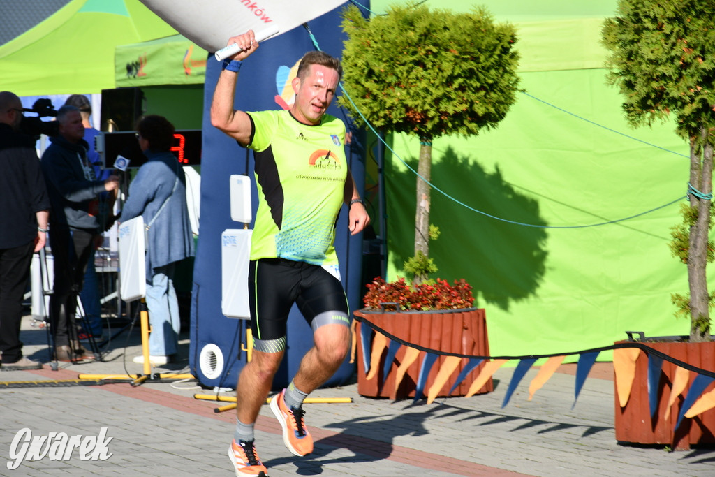 Radzionków. Sztafetowy maraton i zbiórka dla powodzian