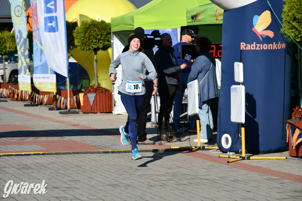 Radzionków. Sztafetowy maraton i zbiórka dla powodzian