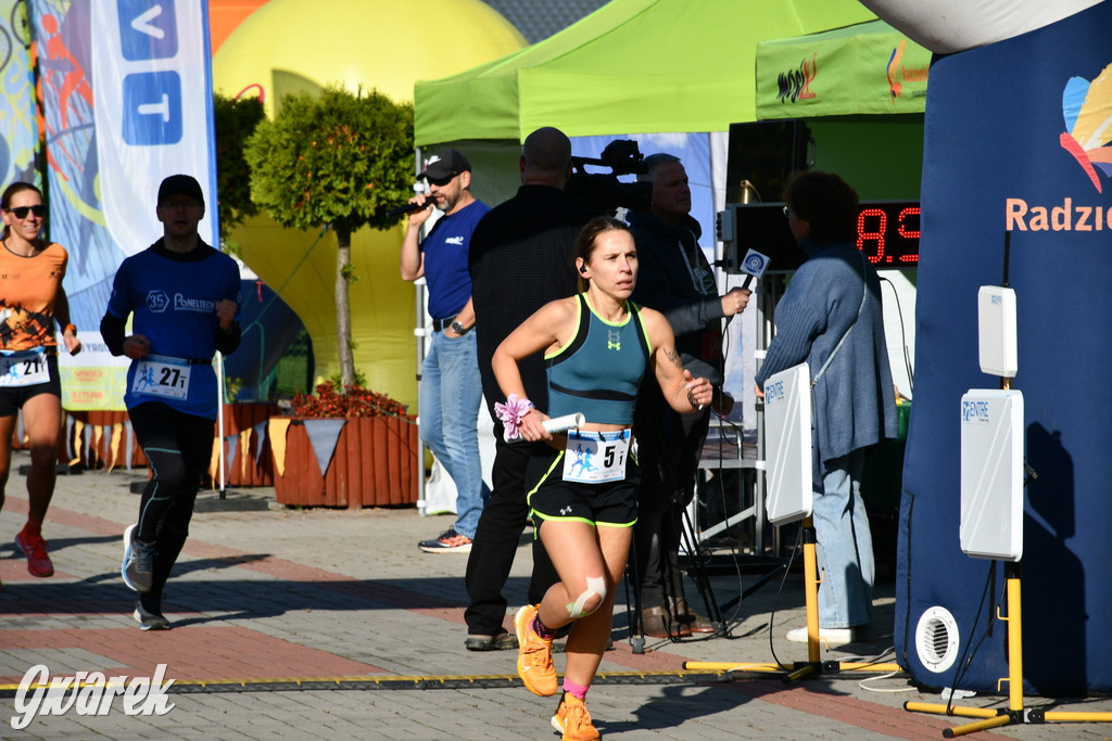 Radzionków. Sztafetowy maraton i zbiórka dla powodzian