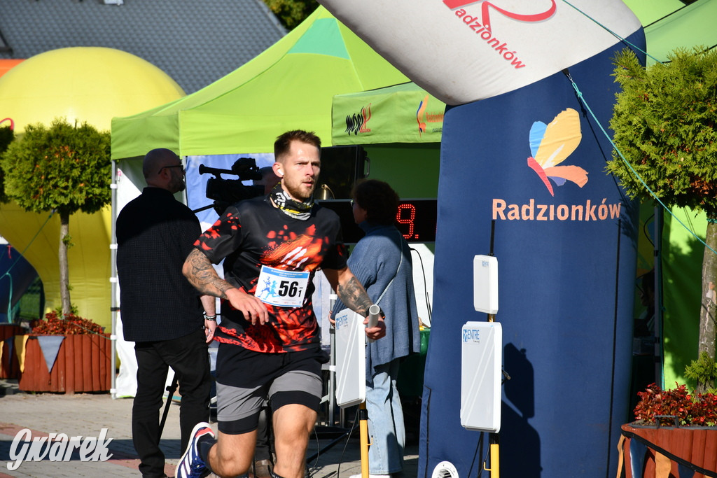 Radzionków. Sztafetowy maraton i zbiórka dla powodzian