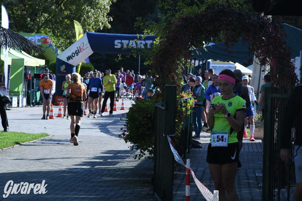 Radzionków. Sztafetowy maraton i zbiórka dla powodzian