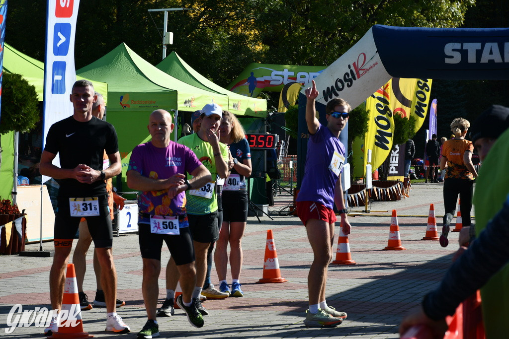 Radzionków. Sztafetowy maraton i zbiórka dla powodzian