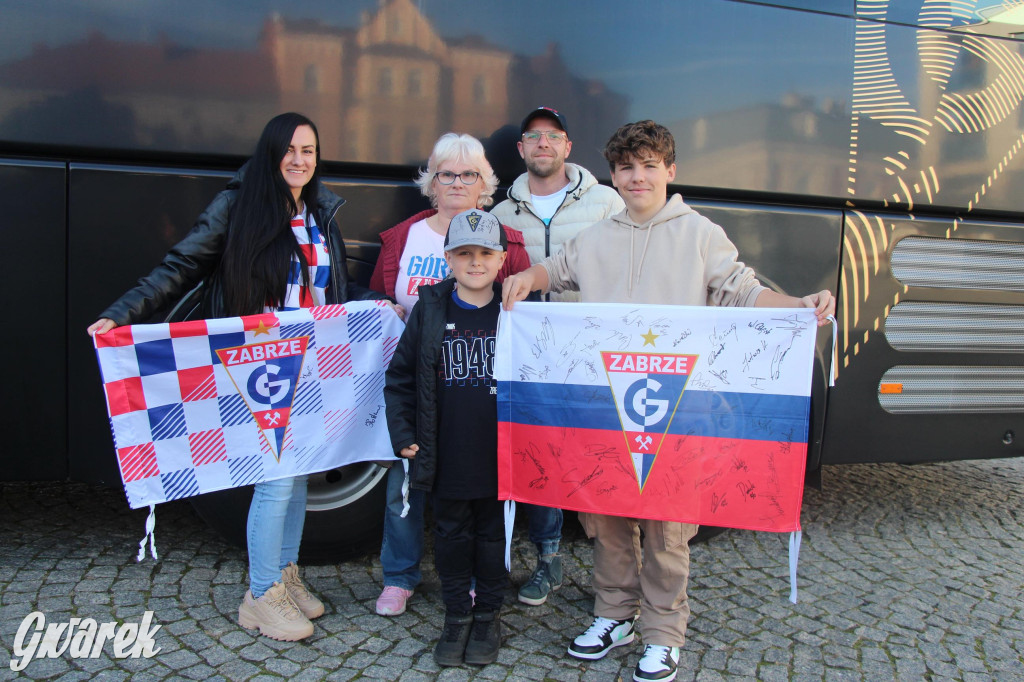 Tarnowskie Góry. Piłkarze Górnika Zabrze na rynku [FOTO]