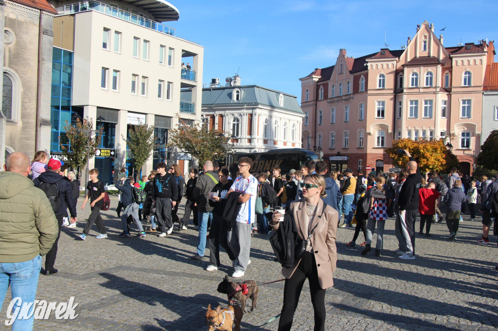 Tarnowskie Góry. Piłkarze Górnika Zabrze na rynku [FOTO]