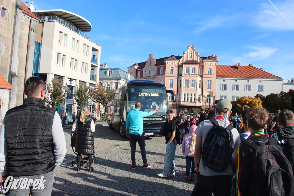 Tarnowskie Góry. Piłkarze Górnika Zabrze na rynku [FOTO]