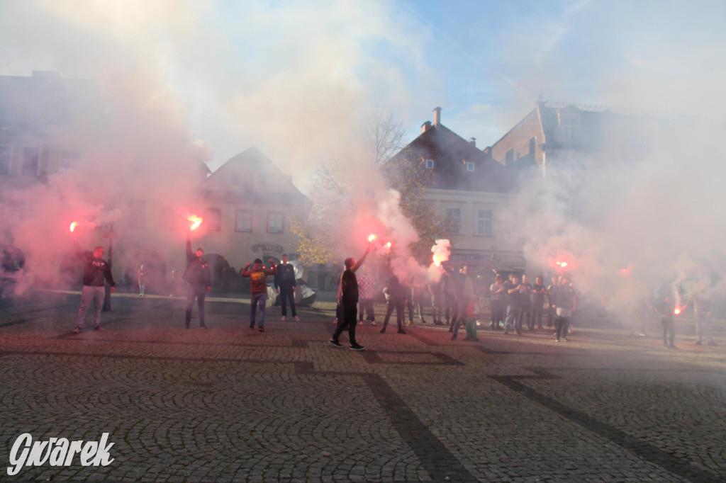 Tarnowskie Góry. Piłkarze Górnika Zabrze na rynku [FOTO]