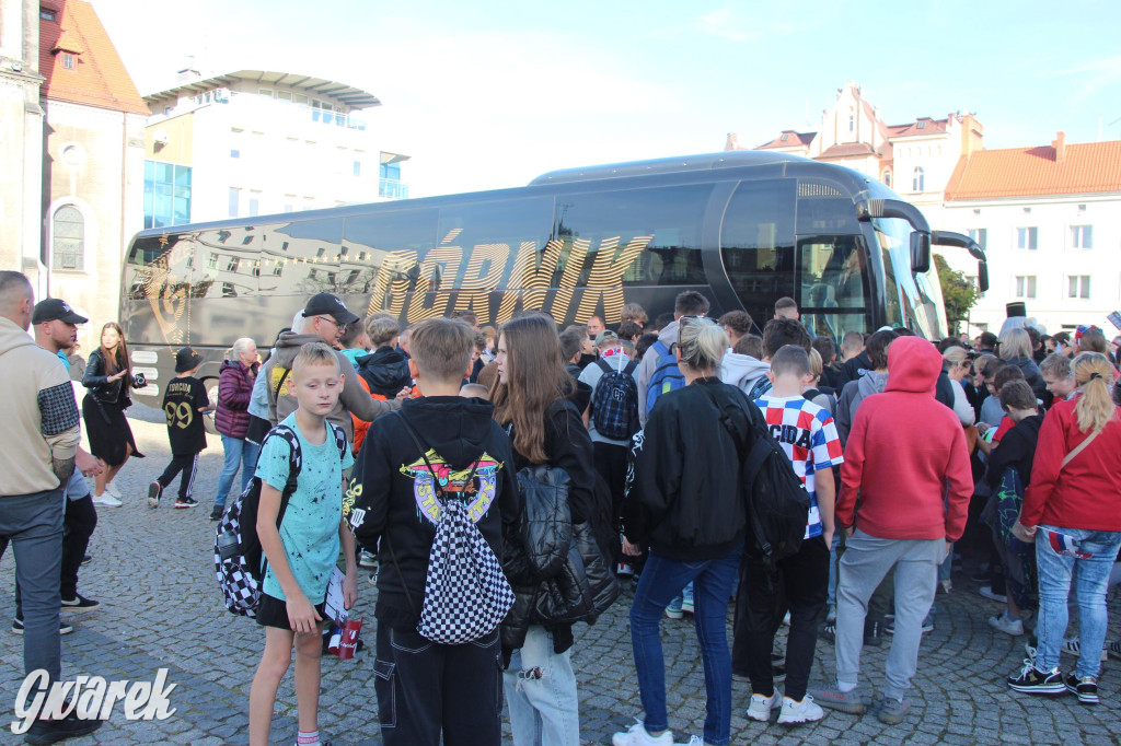 Tarnowskie Góry. Piłkarze Górnika Zabrze na rynku [FOTO]