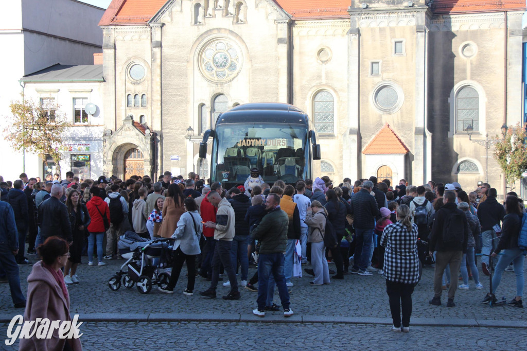 Tarnowskie Góry. Piłkarze Górnika Zabrze na rynku [FOTO]