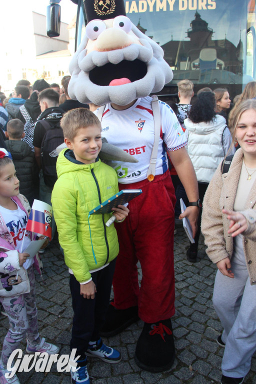 Tarnowskie Góry. Piłkarze Górnika Zabrze na rynku [FOTO]