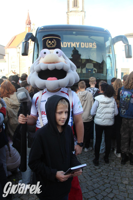 Tarnowskie Góry. Piłkarze Górnika Zabrze na rynku [FOTO]