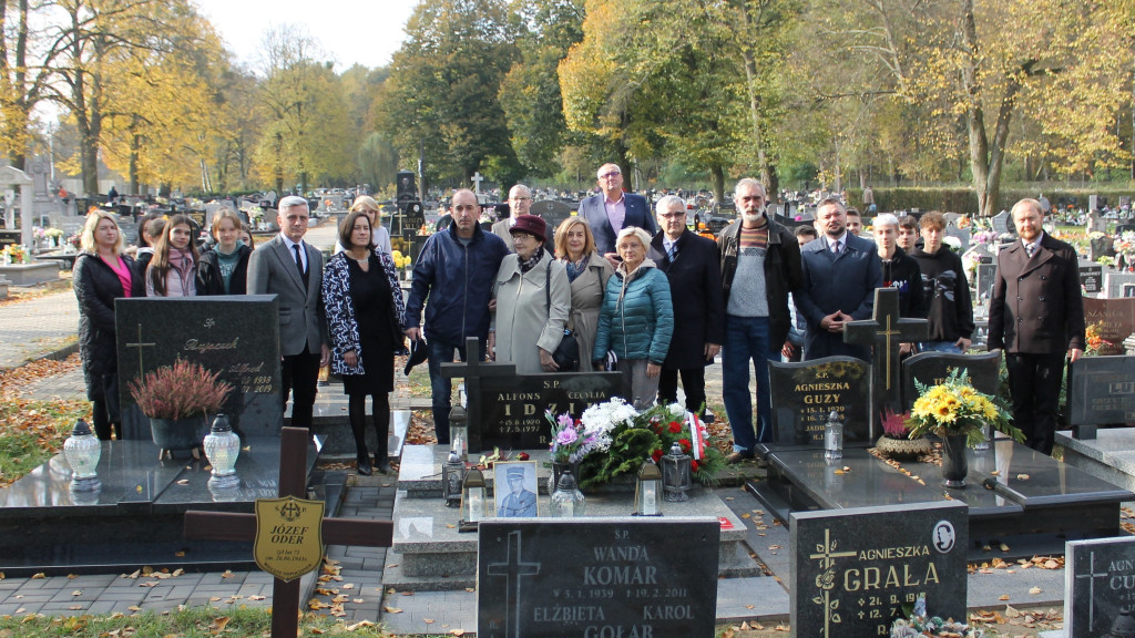 Uroczystość na cmentarzu w Nakle Śląskim [ZDJĘCIA]