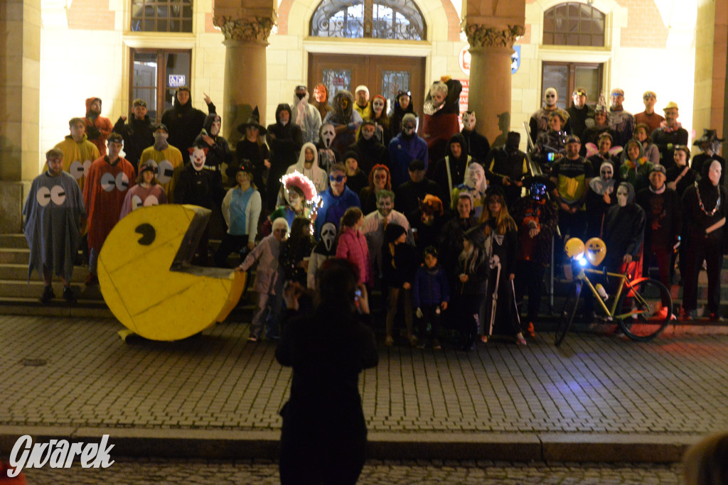 Tarnowskie Góry. Halloweenowa ustawka biegowa