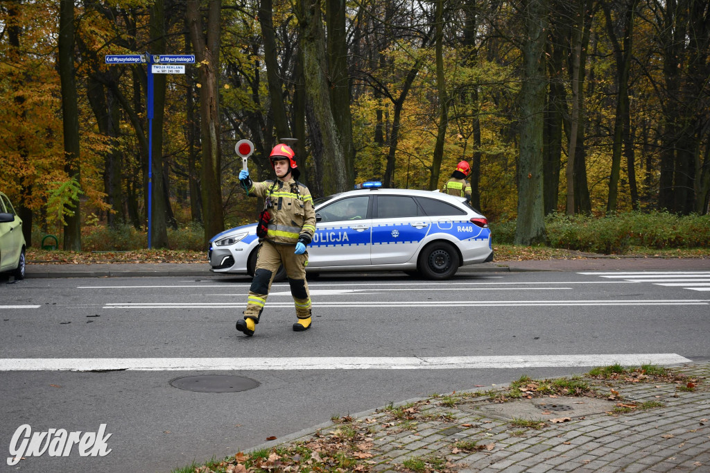 Tarnowskie Góry. Zderzenie z wozem służby więziennej [FOTO]