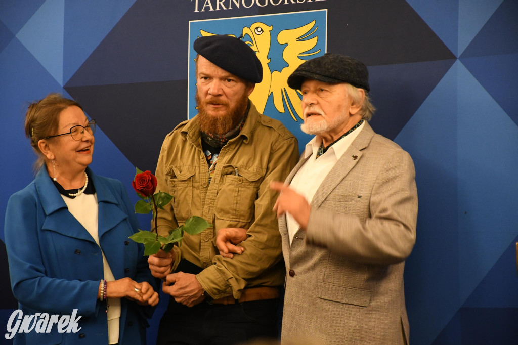 Miedarzanie i Eryk Lubos odebrali nagrody powiatu