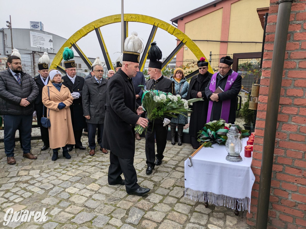 Uczcili pamięć tragicznie zmarłych górników [FOTO]