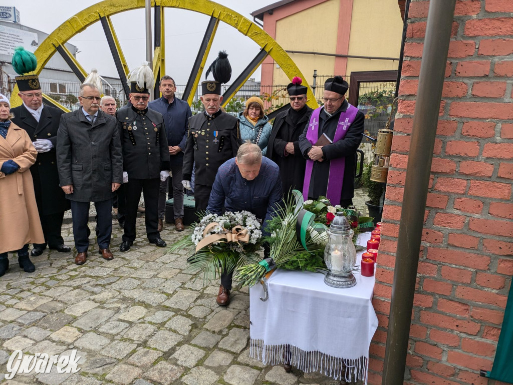 Uczcili pamięć tragicznie zmarłych górników [FOTO]