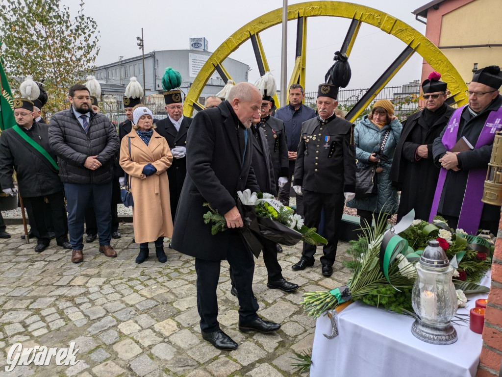 Uczcili pamięć tragicznie zmarłych górników [FOTO]