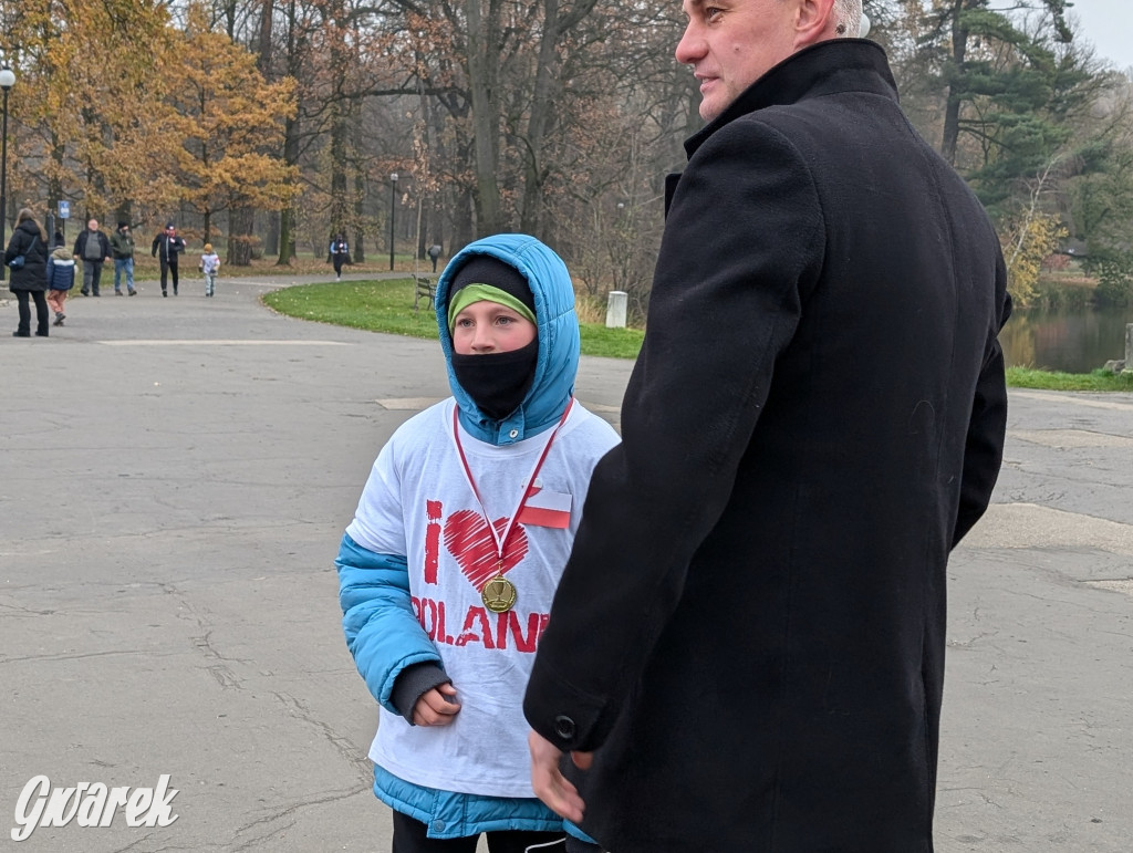 Świerklaniec. Pobiegli, poszli, świętowali w narodowych barwach