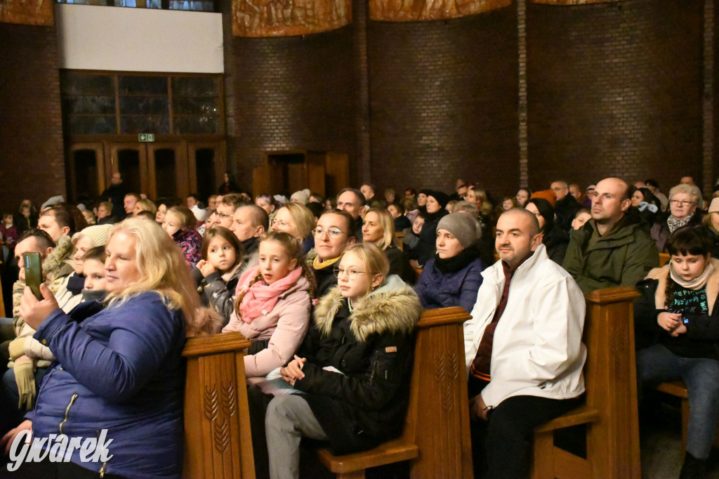 Dzieci z lampionami wyruszyły za św. Marcinem [FOTO]