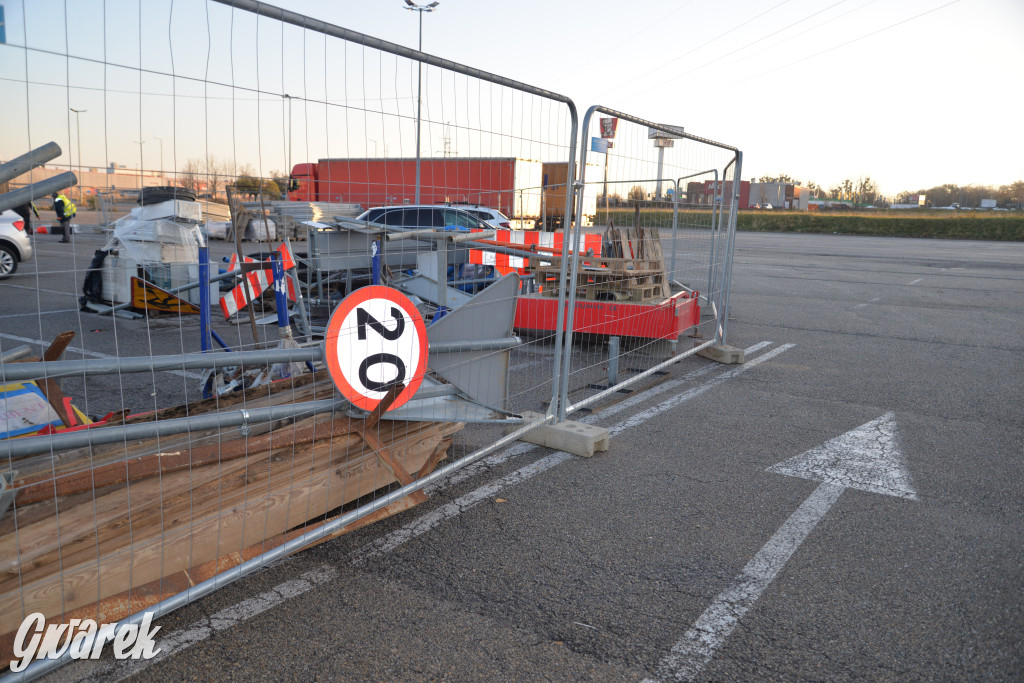 Tarnowskie Góry, dawne Tesco. Będzie rozbiórka [FOTO]