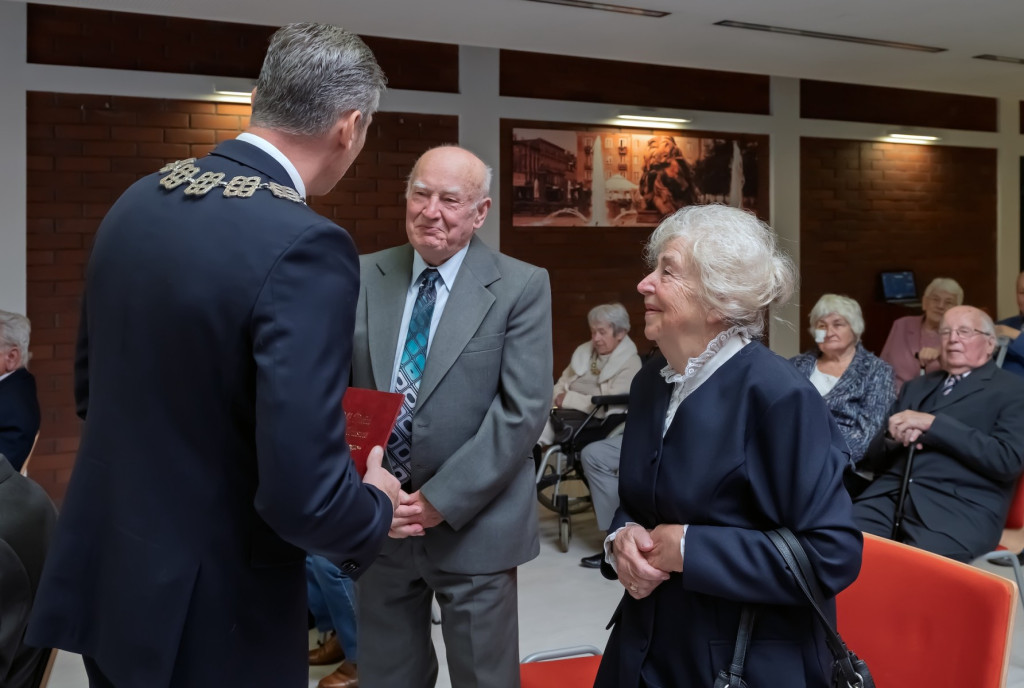 Jubileusze małżeńskie. Razem przez 60 i 65 lat [FOTO]