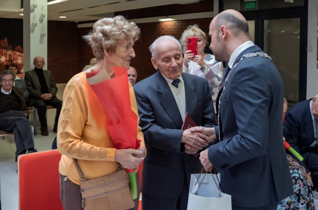 Jubileusze małżeńskie. Razem przez 60 i 65 lat [FOTO]