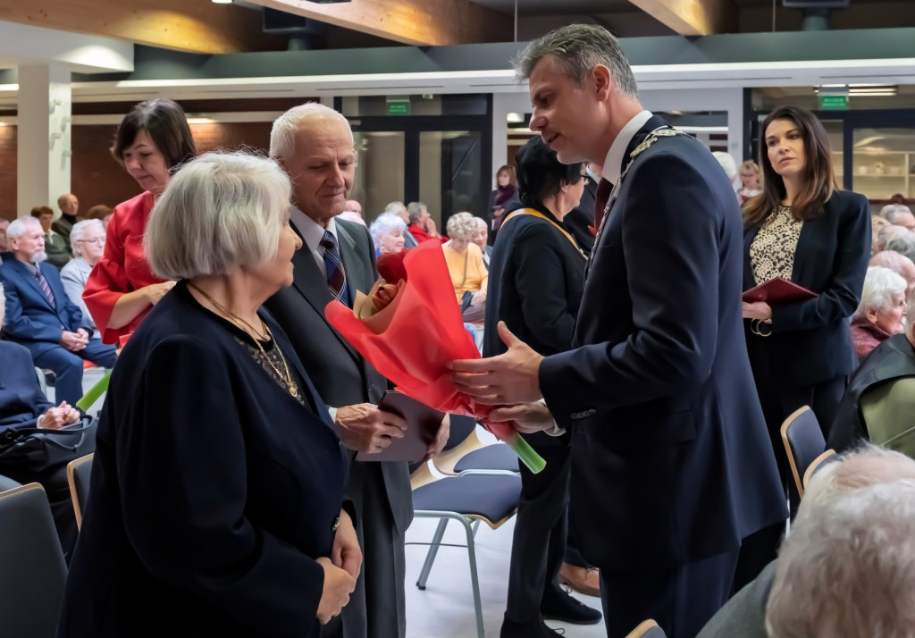 Jubileusze małżeńskie. Razem przez 60 i 65 lat [FOTO]