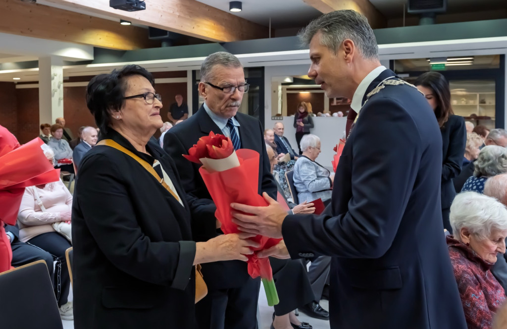 Jubileusze małżeńskie. Razem przez 60 i 65 lat [FOTO]