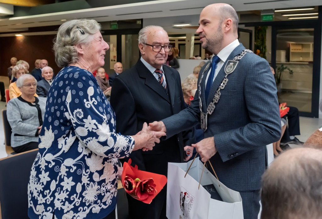 Jubileusze małżeńskie. Razem przez 60 i 65 lat [FOTO]